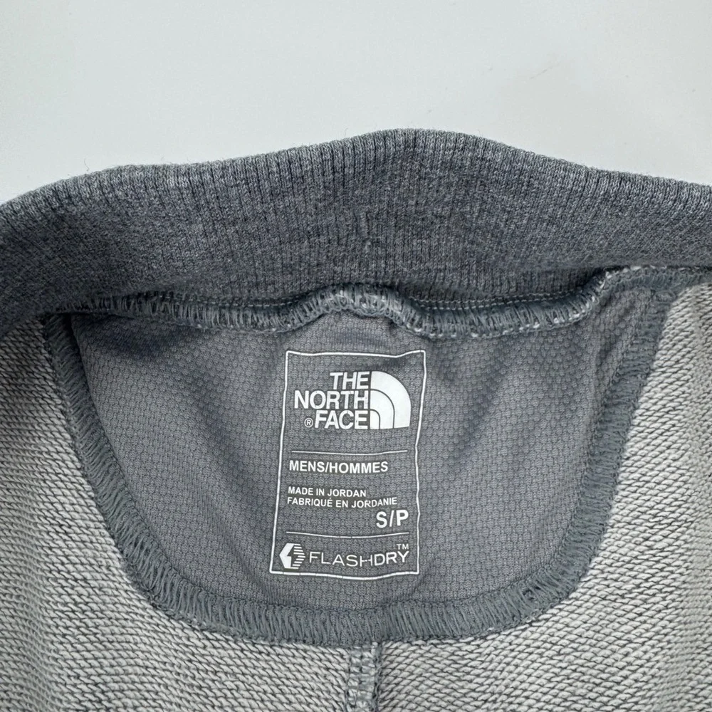 The North Face Mens FlashDry Gray Heather Sweat Shorts Size Small Drawstring